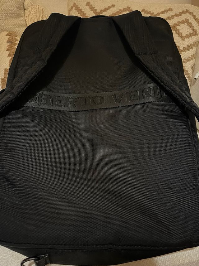 Mochila roberto verino