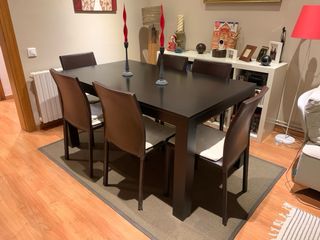 Mesa comedor wengue extensible