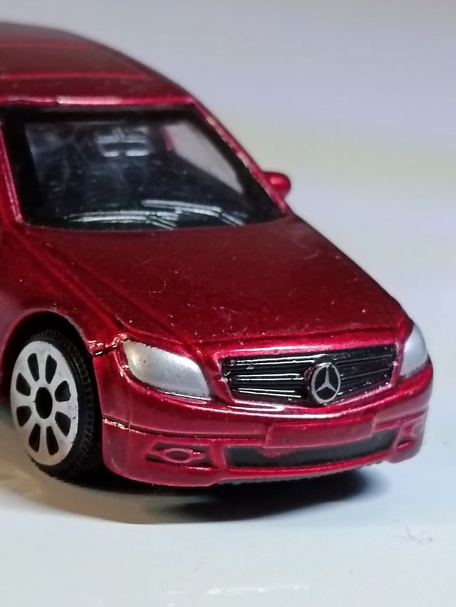 MERCEDES BENZ C CLASS 1/64 DICKIE TOYS