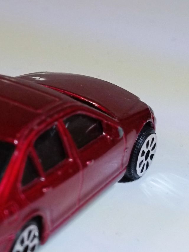 MERCEDES BENZ C CLASS 1/64 DICKIE TOYS