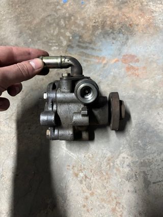 Bomba de direccion 1.9 tdi