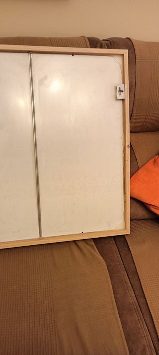 Espejo tono roble claro de Ikea