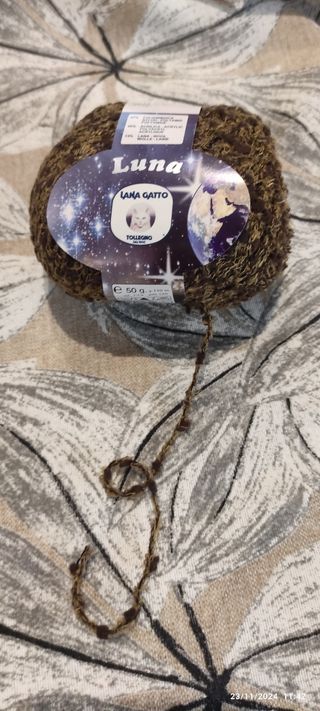 Lotto 9 gomitoli lana bouclé