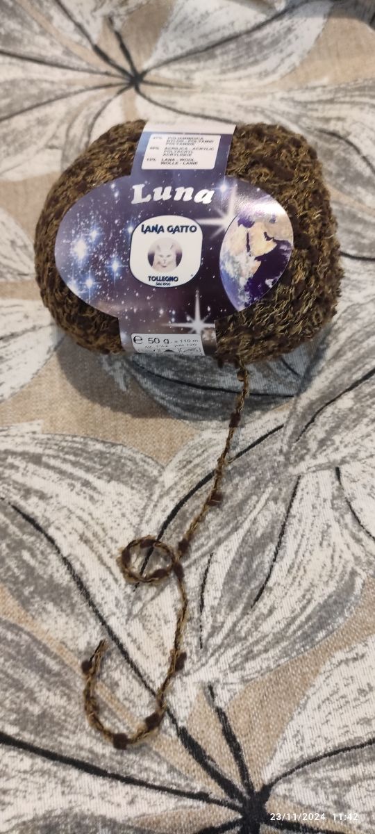 Lotto 9 gomitoli lana bouclé