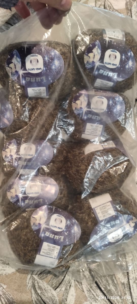 Lotto 9 gomitoli lana bouclé