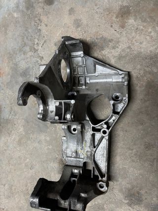 Soprte bomba de inyeccion 1.9 tdi
