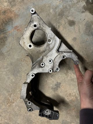 Soprte bomba de inyeccion 1.9 tdi