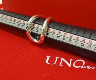 Anillo Unode50.