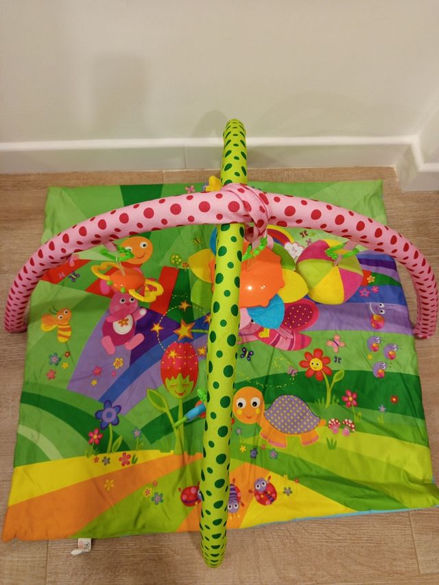 Alfombra gimnasio actividades bebe