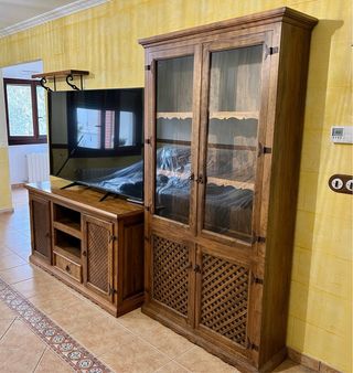 Vitrina madera maciza estilo mexicano