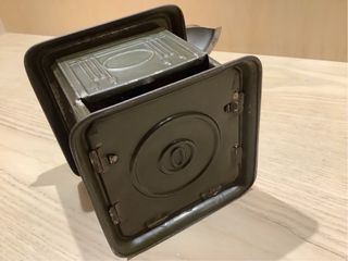 Molino antiguo de cafe Zassenhaus de chapa