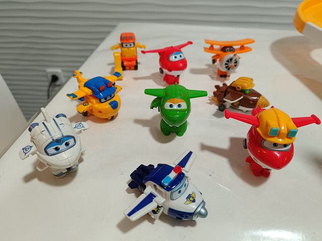 Super Wings Transform (aviones - robots)