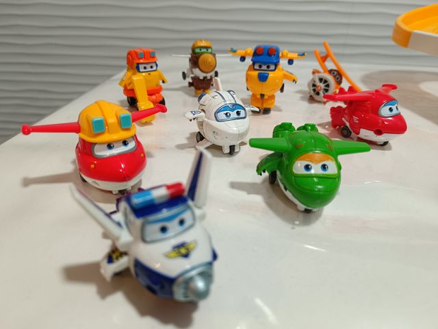 Super Wings Transform (aviones - robots)