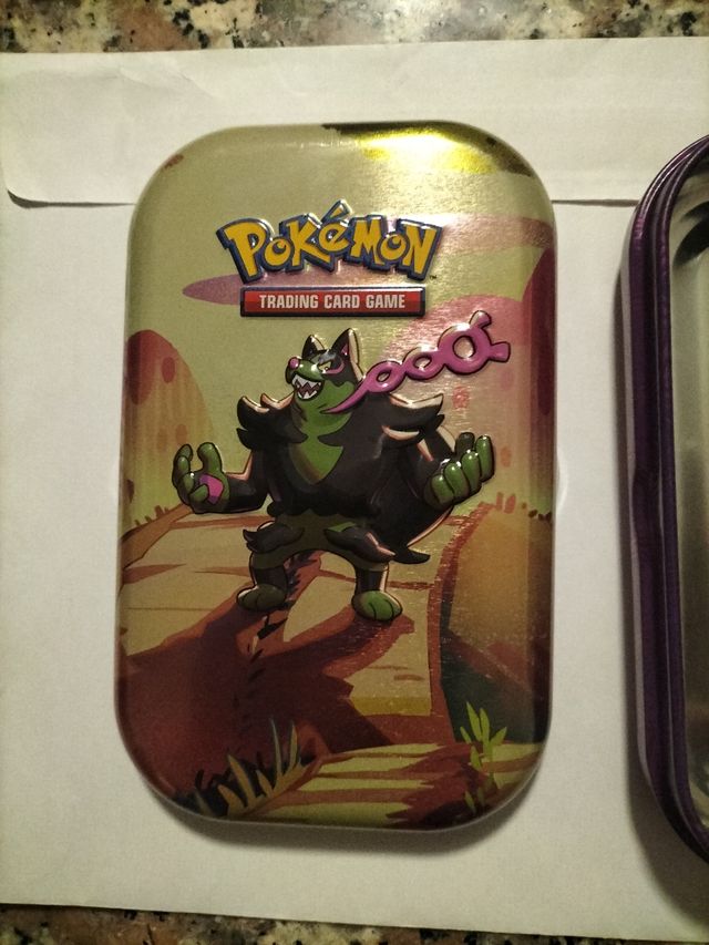 UnaMinitin scatola latta pokemon stampata in rilie