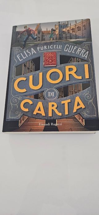 Cuori di carta