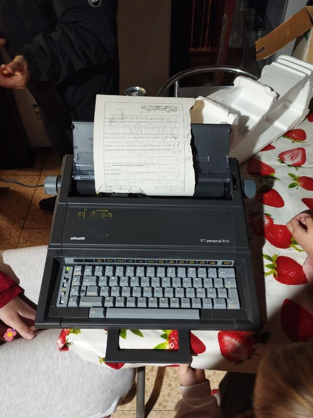 Maquina de escribir olivetti