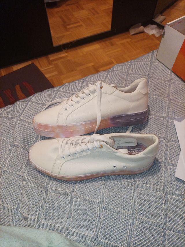 Deportivas hombre pull and bear 42