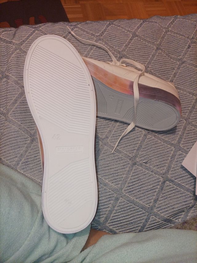 Deportivas hombre pull and bear 42