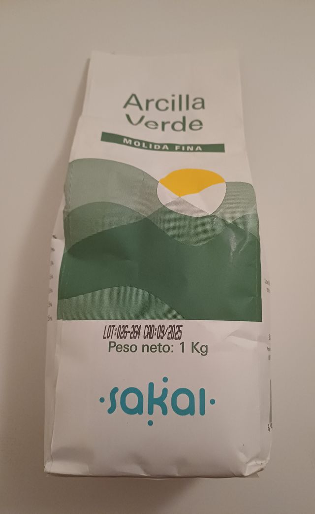 ARCILLA VERDE SAKAI.  1 KG   SIN ABRIR