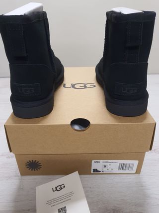 UGG W Classic Mini Side Logo II 1134962 nero T. 36