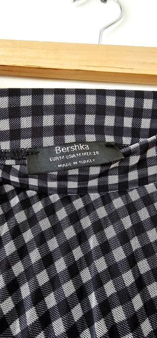 Falda Bershka T.M 