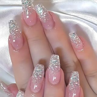 Manicura y pedicura  a domicilio  