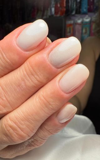 Manicura y pedicura  a domicilio  