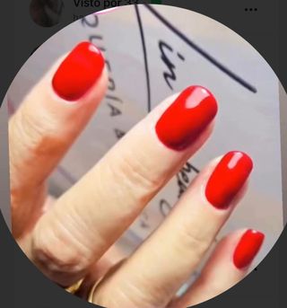 Manicura y pedicura  a domicilio  