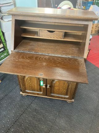 Mueble roble macizo