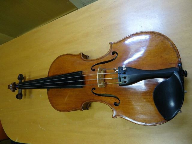 Violín suizo (1925)