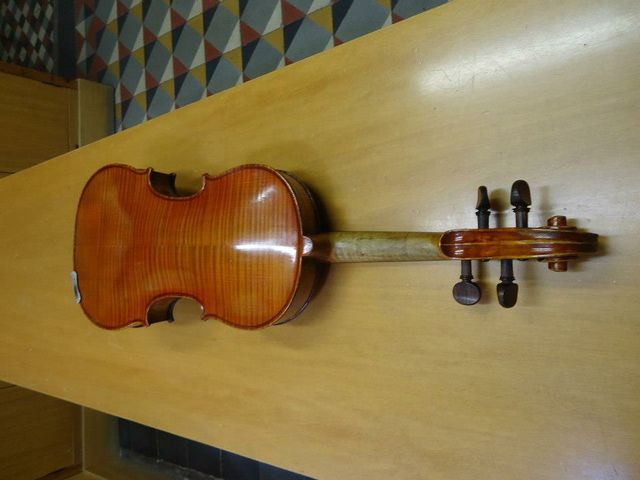 Violín suizo (1925)