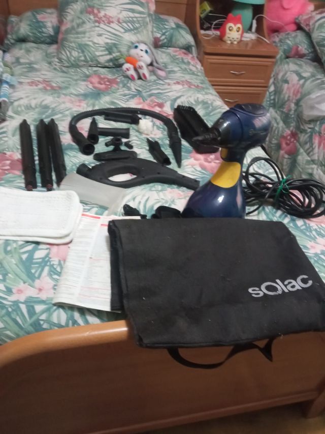 Limpieza Vaporeta Solac con accesorios 