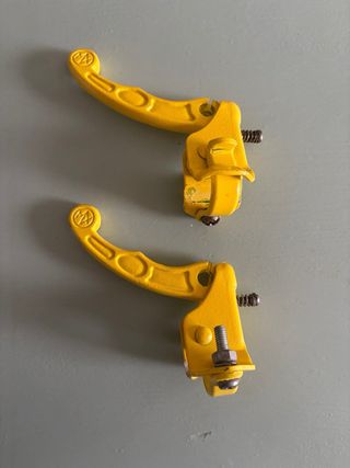 JUEGO DE MANETAS DE BICICLETA BMX AMARILLAS
