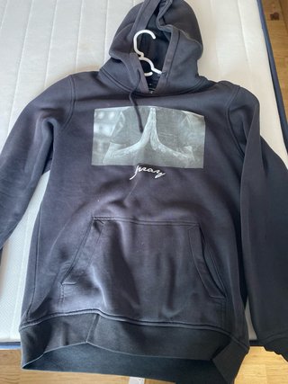 sudadera pray snipes