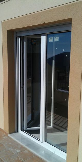 Ventanas & persianas aluminio y pvc