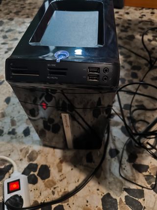 Pc Packard Bell completo y Pc Medion