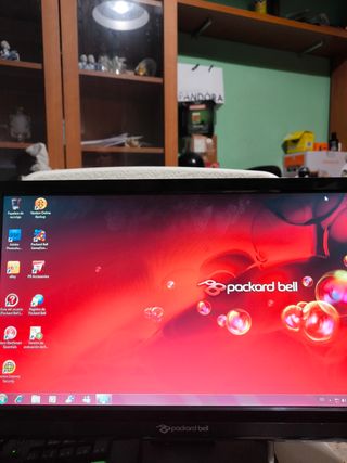 Pc Packard Bell completo y Pc Medion