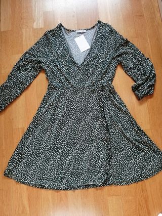 Vestido corto manga larga