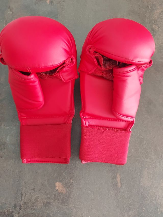 Guantinas karate kumite Tagoya talla S