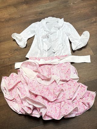 Traje sevillana niña