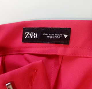 Shorts rojo Zara S 36 