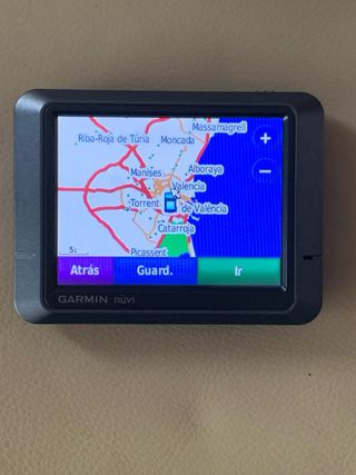 GPS navegador Garmin Nuvi 215