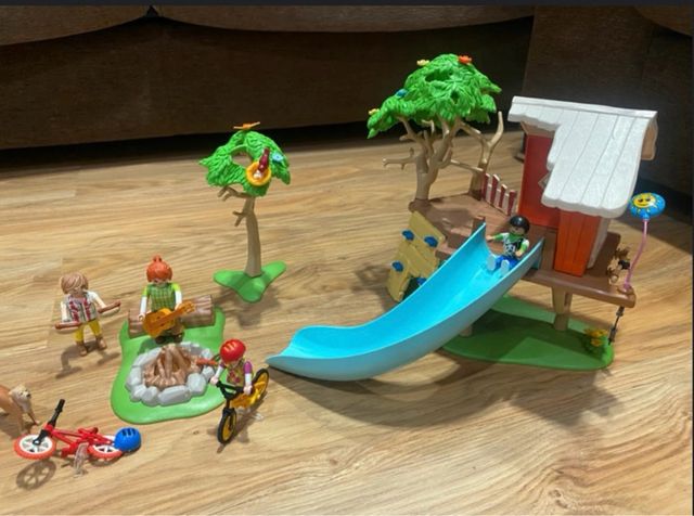 Playmobil cabaña del arbol
