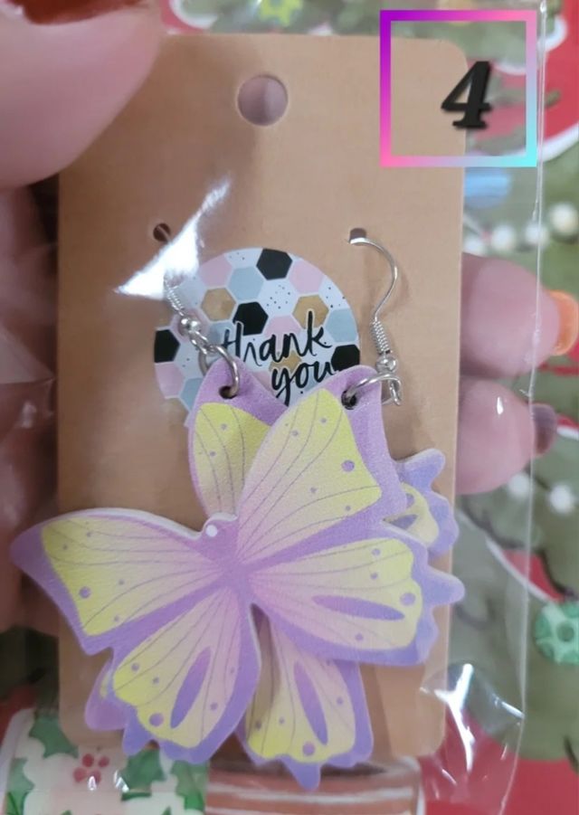 Pendientes margaritas y mariposas