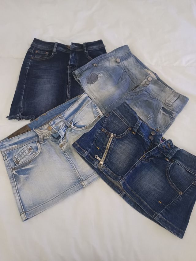 Lote 4 minifaldas talla 32-34