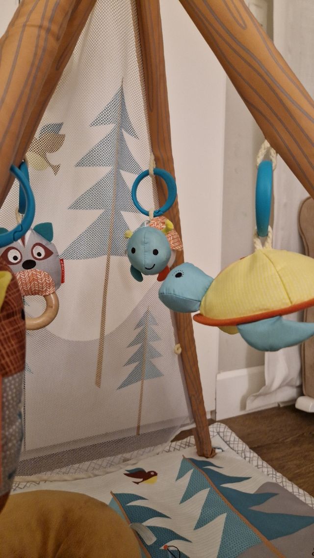 Gimnasio para bebé SKIP HOP