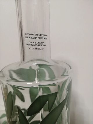 set bottiglia liquore e 6pz bicchierini Egizia