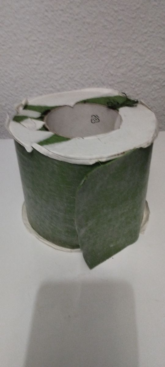 Adhesivo para césped