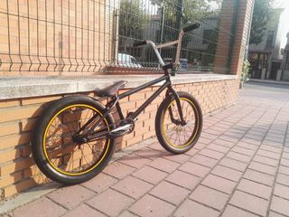 Bici bmx wethepeople versus 2018

