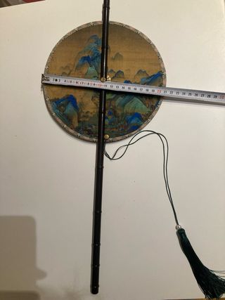 Abanico plegable oriental